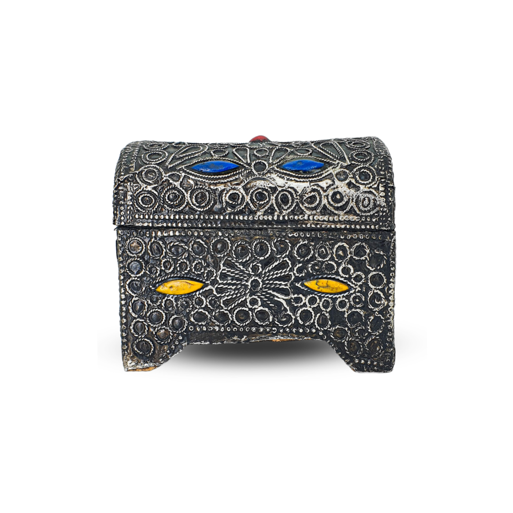 Handmade jewelry or storage box - Image 3