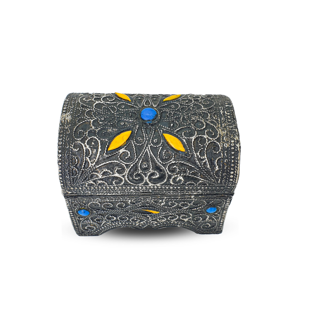 Handmade jewelry or storage box - Image 4