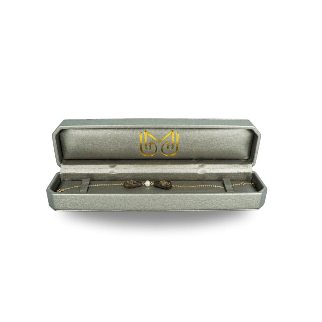 Lalla Khmissa Gold Bracelet - Image 2